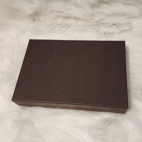 Louis Vuitton Accessory Box - Picture 6 of 9